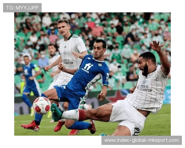 皇家马德里快速推进把节奏推向极限 皇家马德里快速推进把节奏推向极限